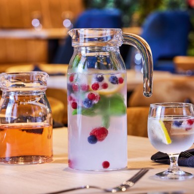 Broc avec couvercle 1L Spring