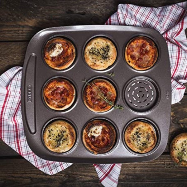 Moule en métal mini pizza 6.5cm avec emporte pièce asimetriA Pyrex