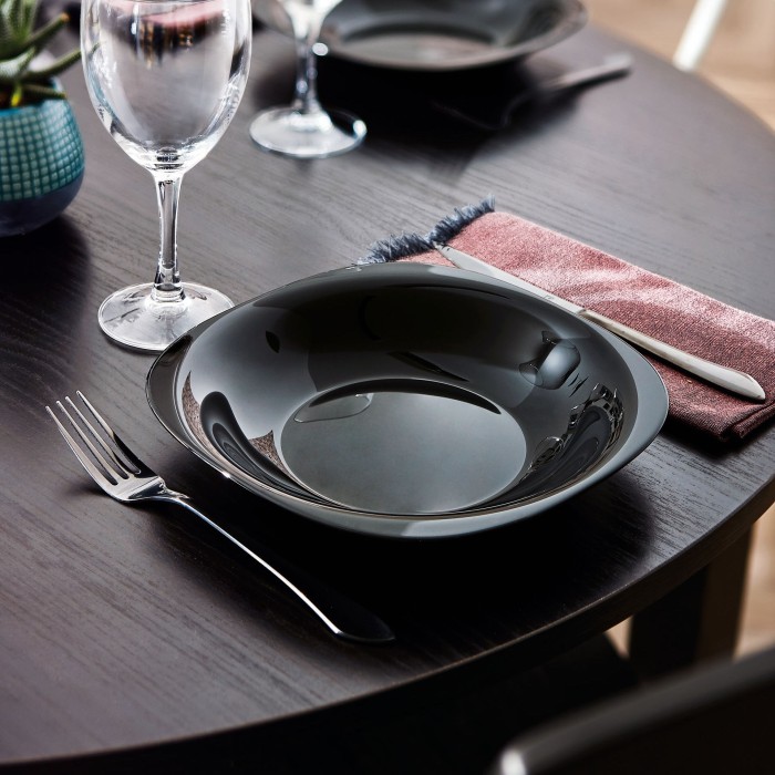 Assiette creuse 21cm Carine Noir Luminarc