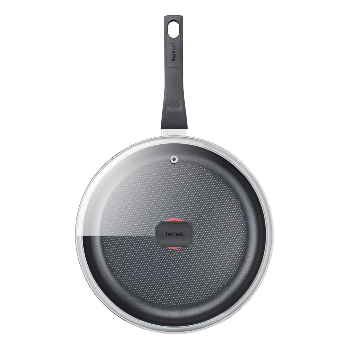 Sauteuse noire avec couvercle 24cm Easy Cook  Clean Tefal